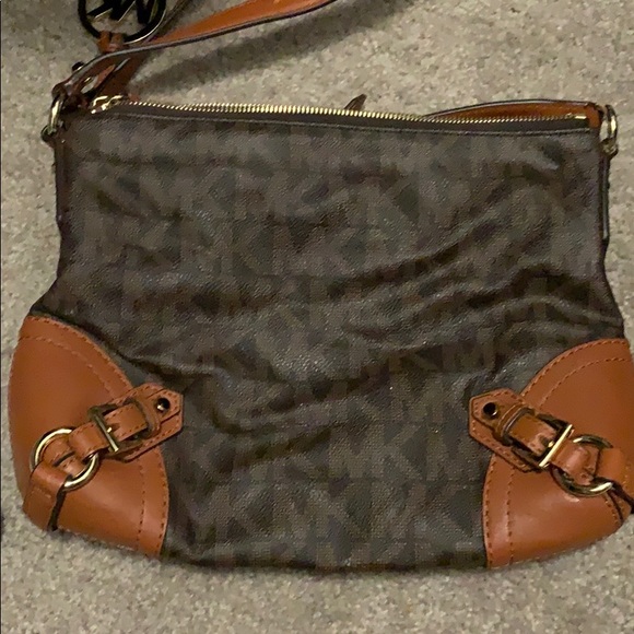 Michael Kors Purse - Picture 2 of 3